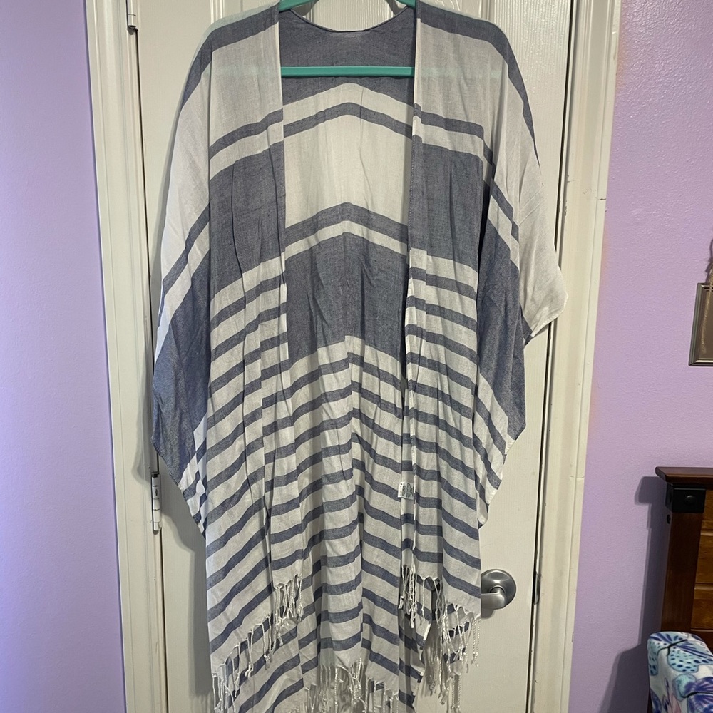 Blue and white kimono